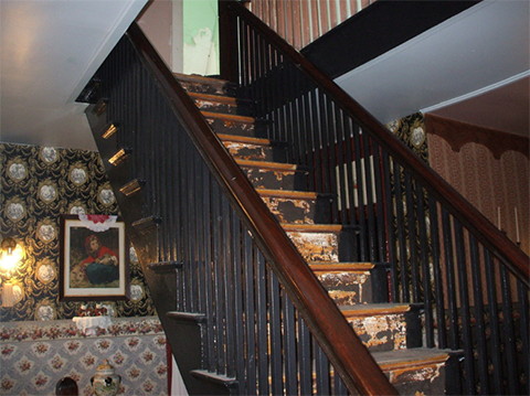 http://www.theghostgathering.com/the-shanley-hotel.html