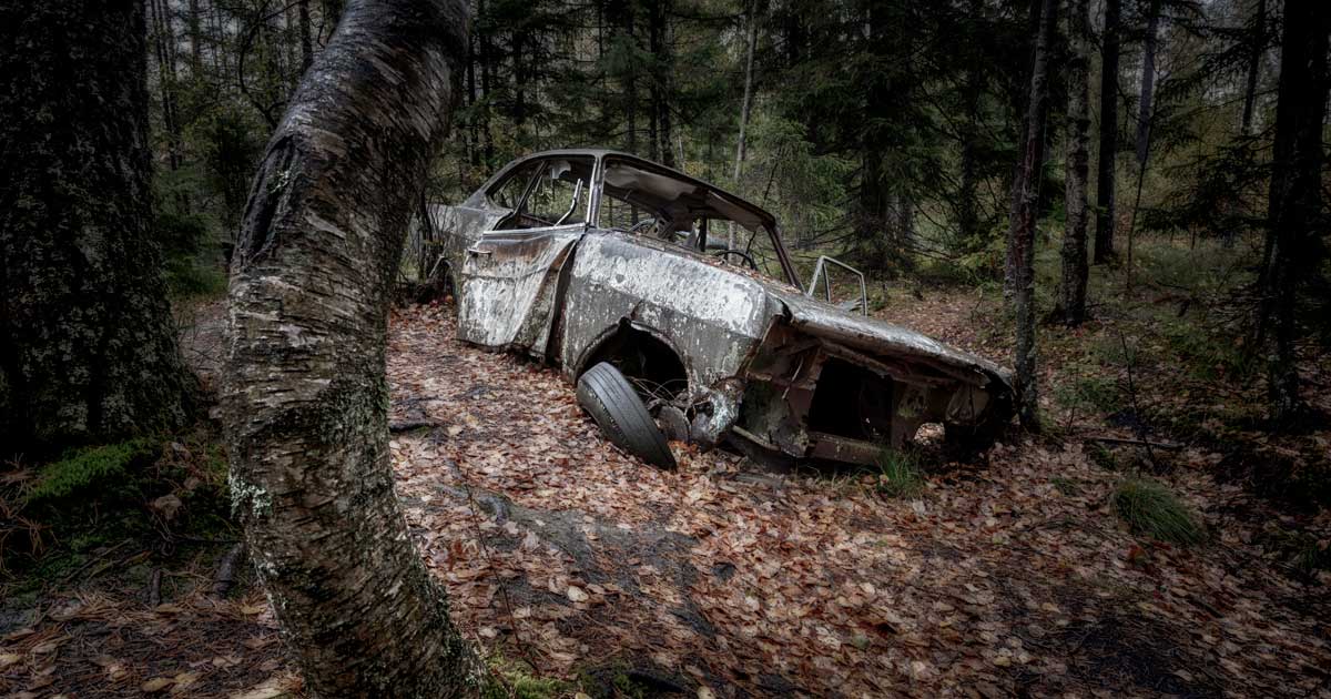 Abandoned Cars From Around the World: How Did They Get There?